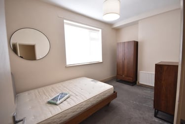 2 bed flat, Mowbray Street, Jesmond Vale, Newcastle, NE65NL - Image 3